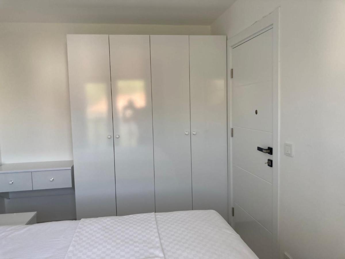 Sahil Aparts - Guelluek Aparthotel Milas Exteriör bild